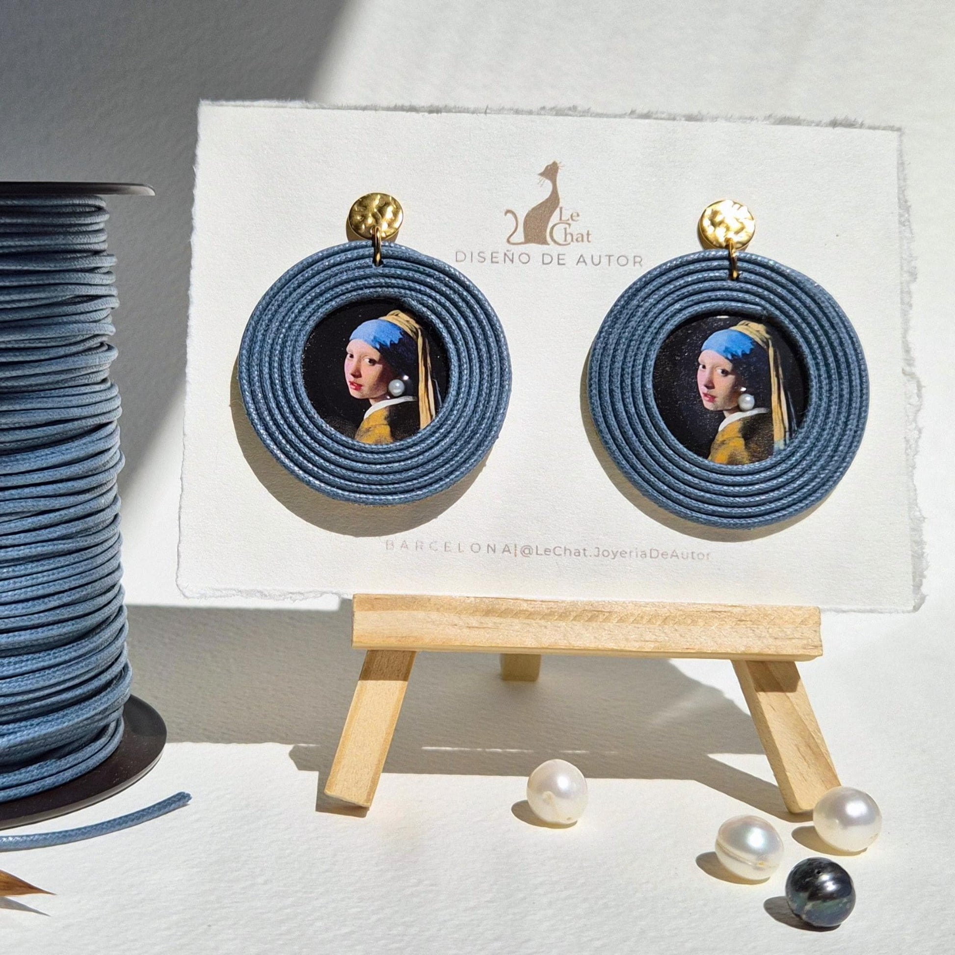 Pendientes Johannes Vermeer Joyería de Autor en Algodón Azul Denim Grandes y Resina Edición Limitada 30 con Certificado de Autenticidad