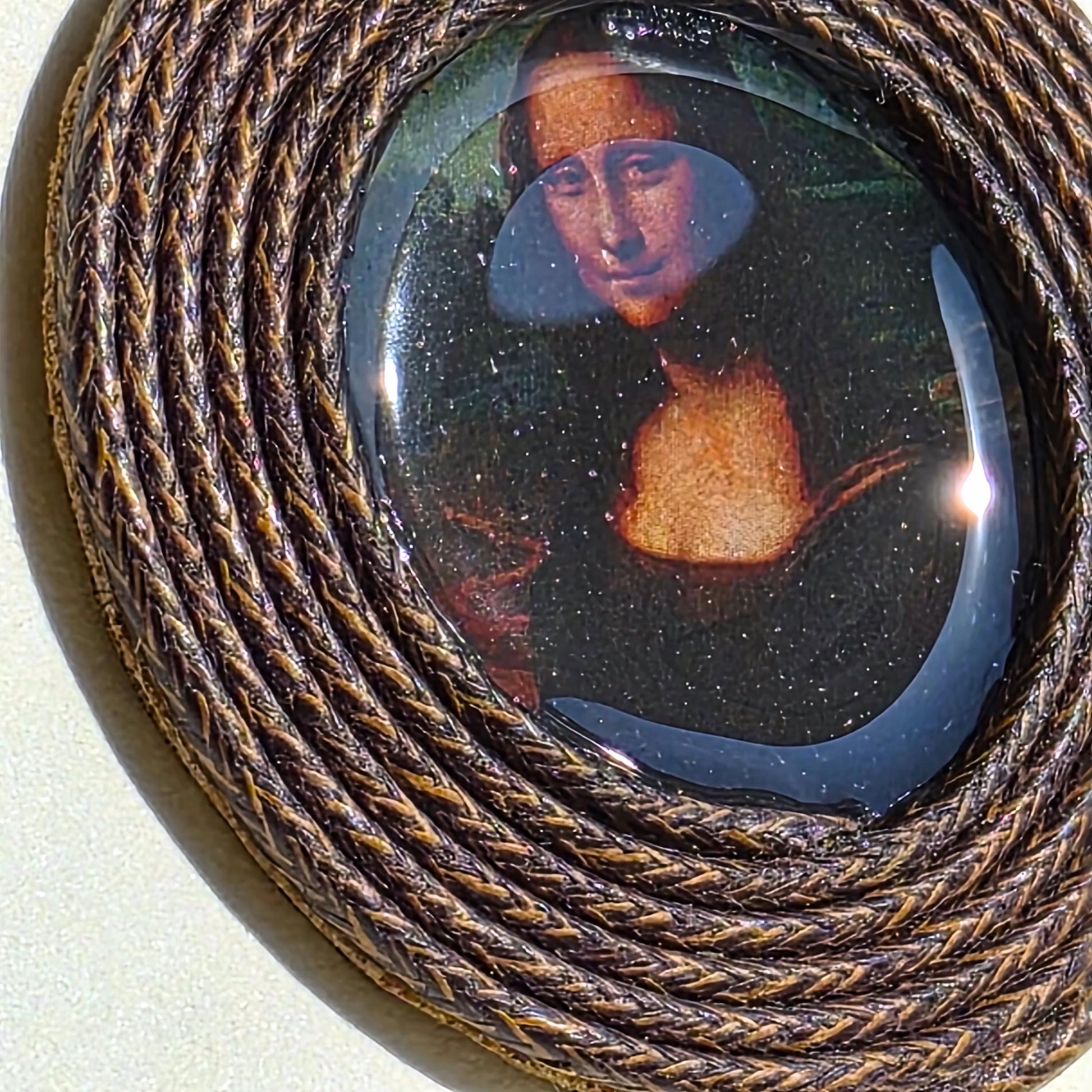 Pendientes Leonardo da Vinci Joyería de Autor Algodón Marrón Bicolor Grandes y Resina Edición Limitada 30 Certificado Autenticidad