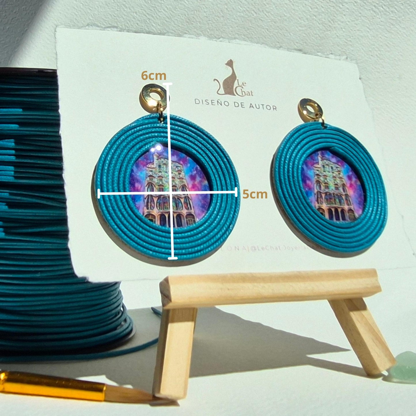 Pendientes Casa Batlló Joyería de Autor en Algodón Turquesa Intenso Grandes y Resina Edición Limitada 30 con Certificado de Autenticidad
