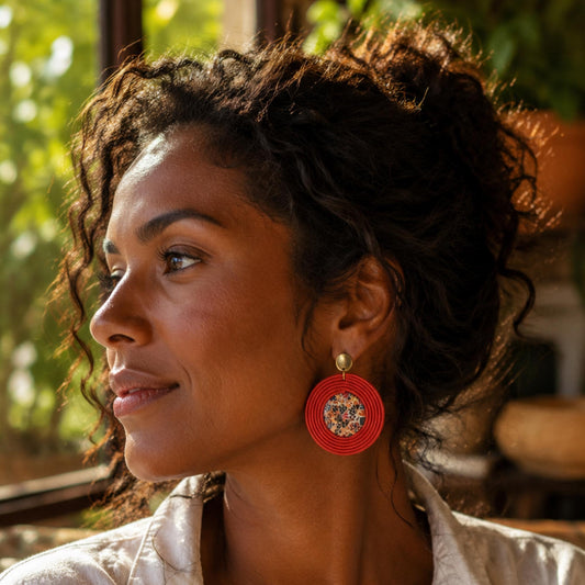 Pendientes Rojo Carmín Trencadís Gaudí Joyería de Autor en Algodón y Resina Grandes Edición Limitada 30 con Certificado de Autenticidad